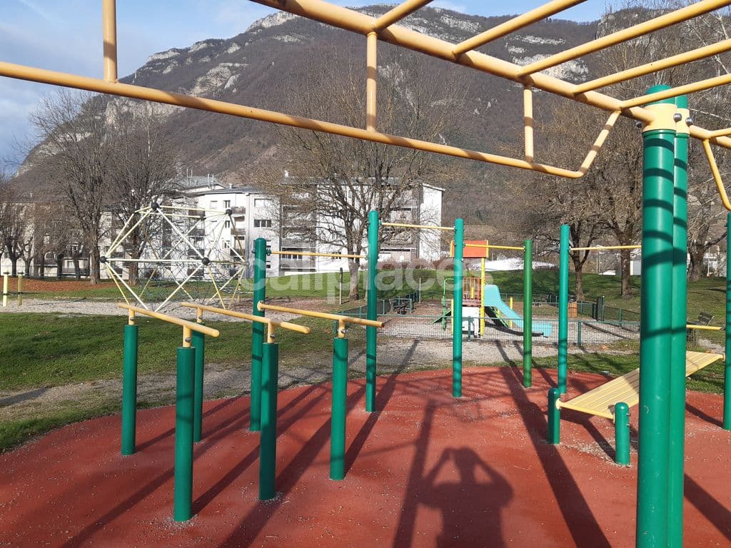 Photo 2 of Aire de street workout Arbin