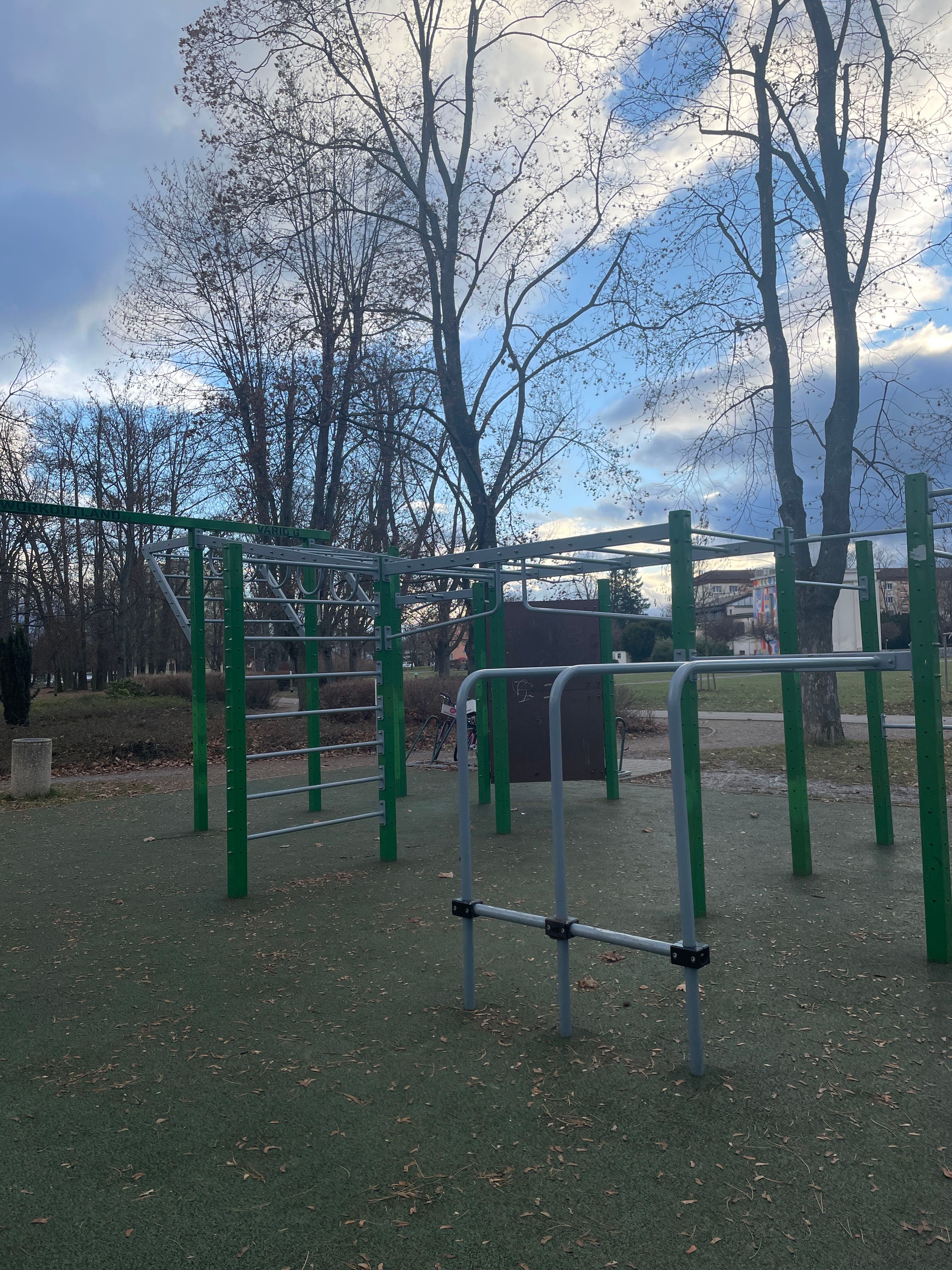 Photo 2 of Prostějov - Street Workout Park - Kolářovy sady