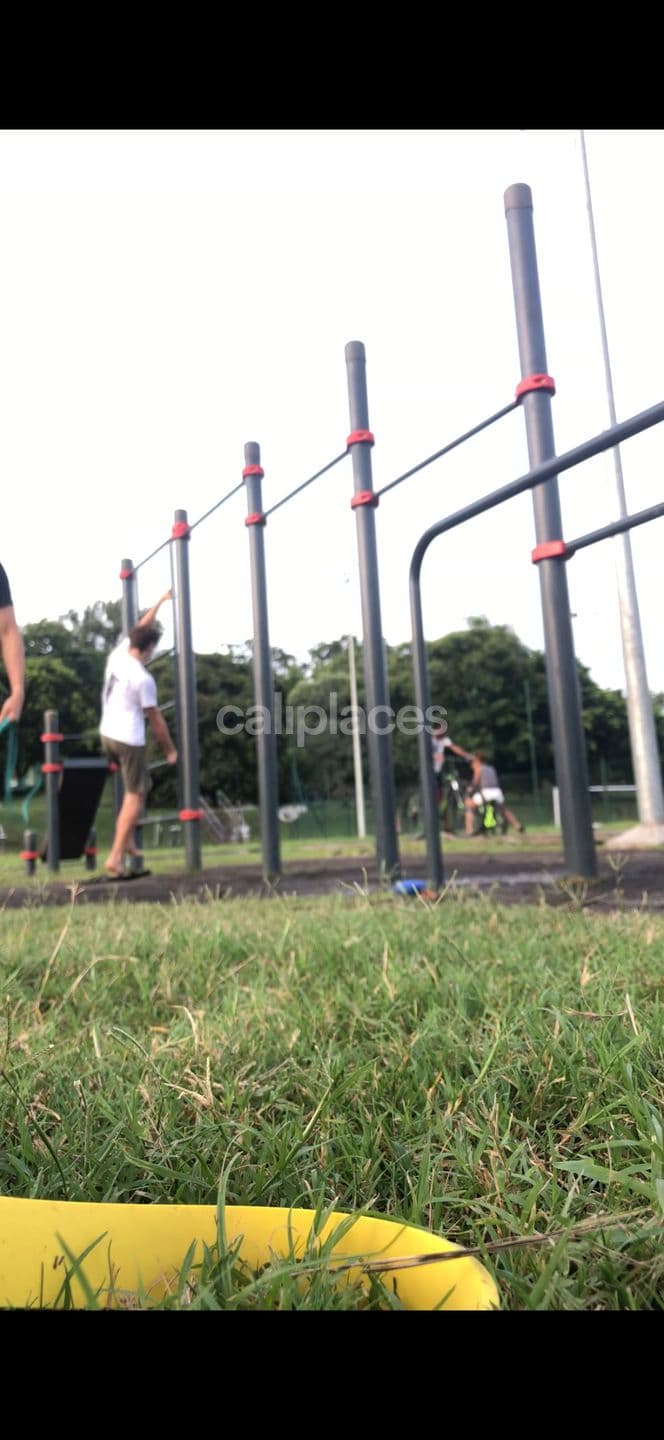 Little street Park calisthenics park